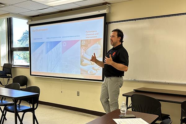 Chemours employee giving a presentation